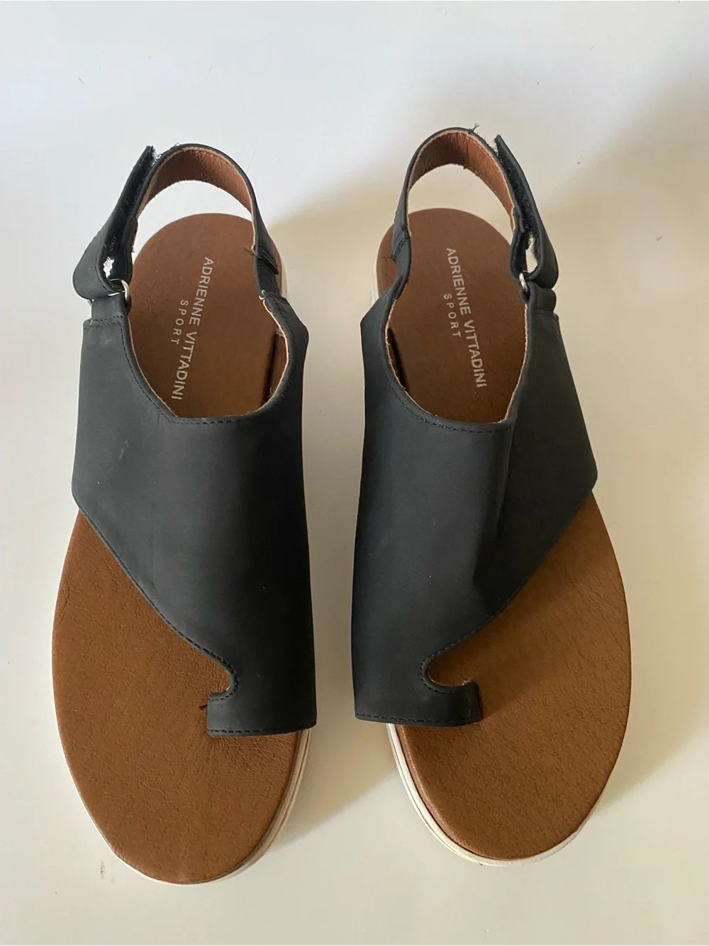 LeatherSport Toe Loop Sandal Adrienne Vittadini Platform Minimalist Asymmetrical